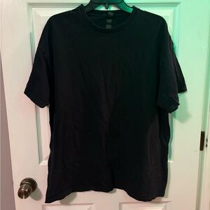 Gildan Men's Black Short Sleeve Tee